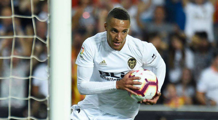 爱游戏平台-赛后体能课后，皇家马德里官宣签约备战英超，气氛紧张，球队文化再被提及(皇家马德里15年阵容)